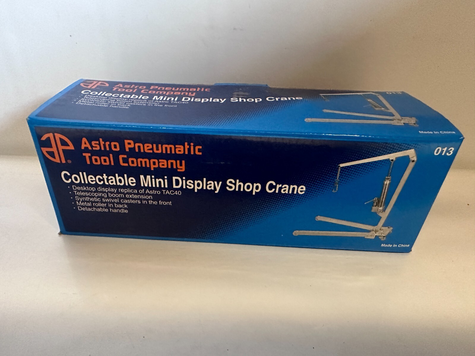 Astro-Pneumatic# 013 Mini Shop/Garage Engine Crane Lift Aluminum 1/6 NIB - Image 3