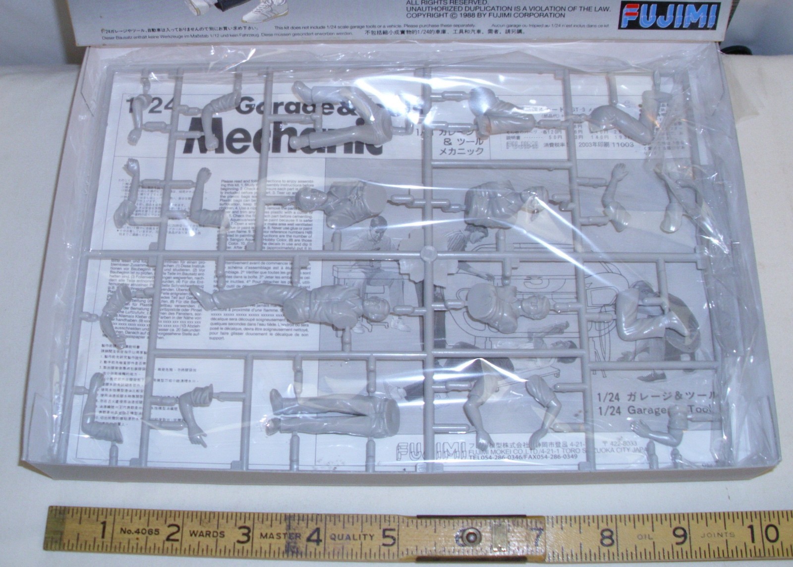 FUJIMI AUTOMOTIVE GARAGE & TOOLS MECHANIC MODEL KIT SET BOXED 1:24 11003 - Image 3
