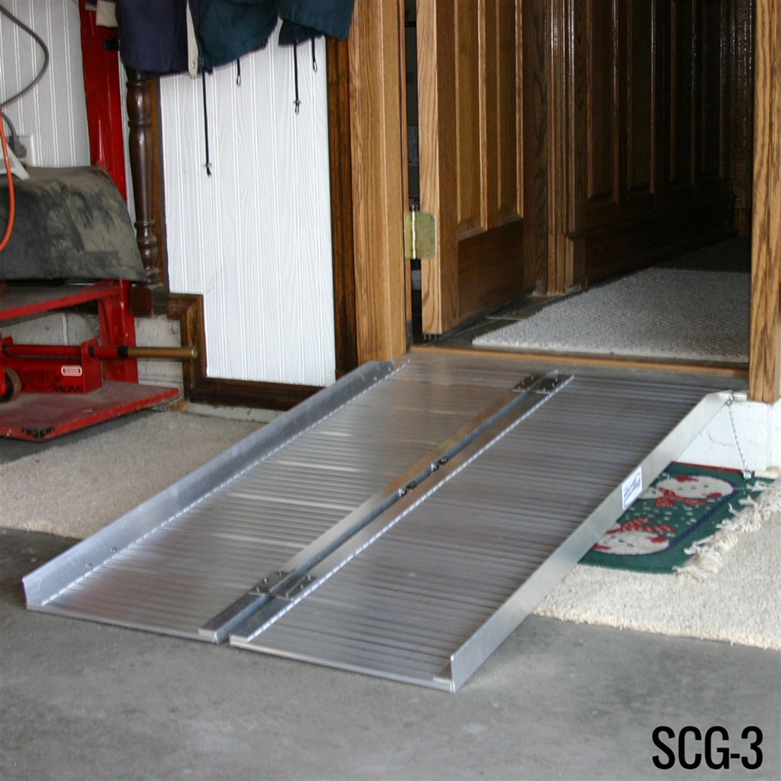 Silver Spring SCG-3 Folding Mobility and Utility Ramp-600lb. Capacity, 3'Long - Image 3