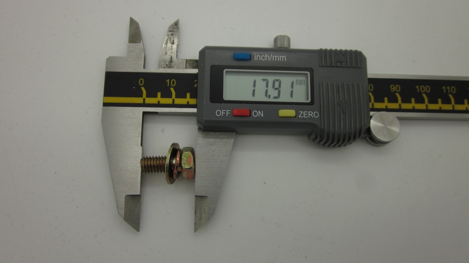 1000 x METRIC M6 x 10mm BOLT With WASHER AND SPLIT WASHER STEEL AUTOMOTIVE - Image 4