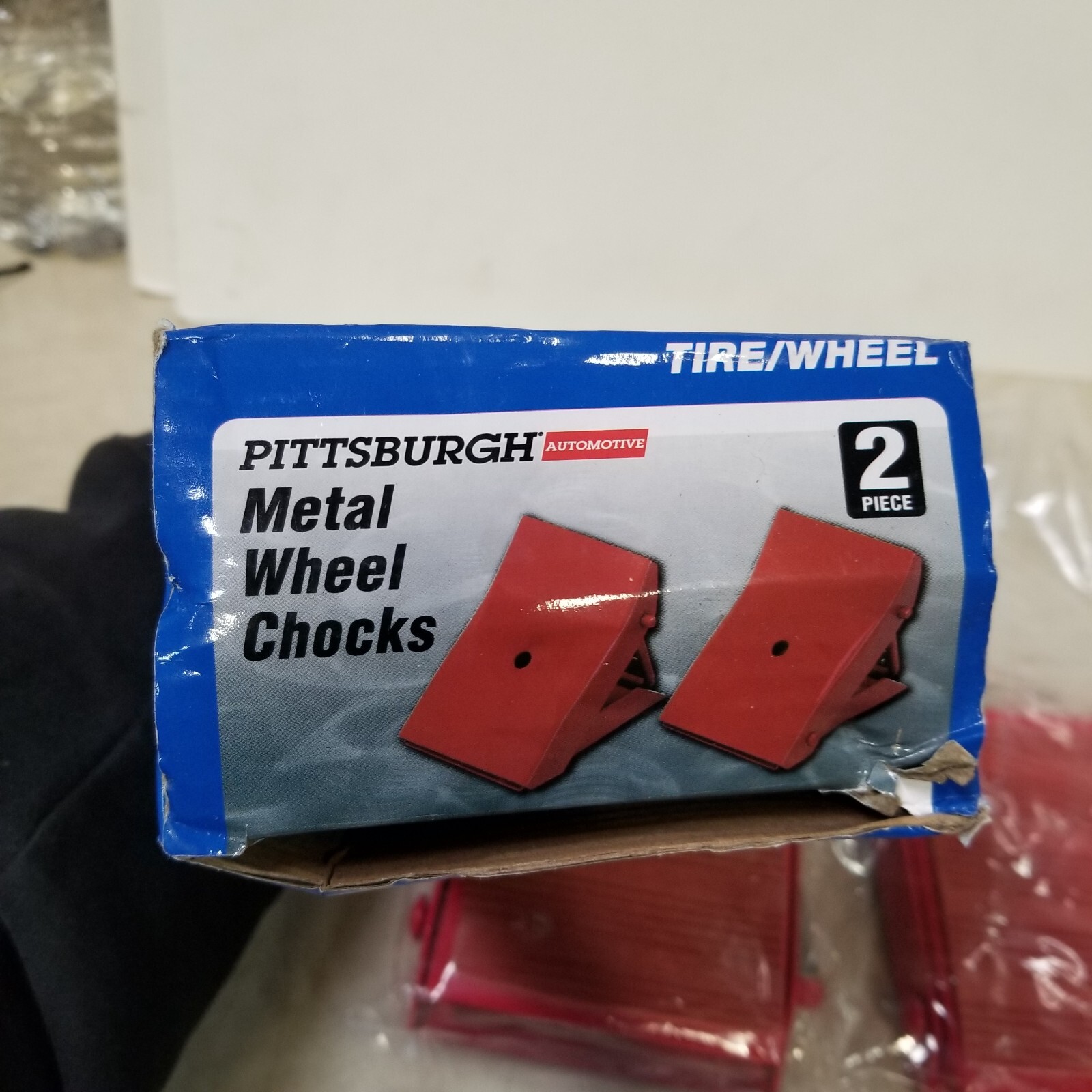 Pittsburgh Metal Wheel Chocks 2 Piece Tire/Wheel 07130 - Image 5