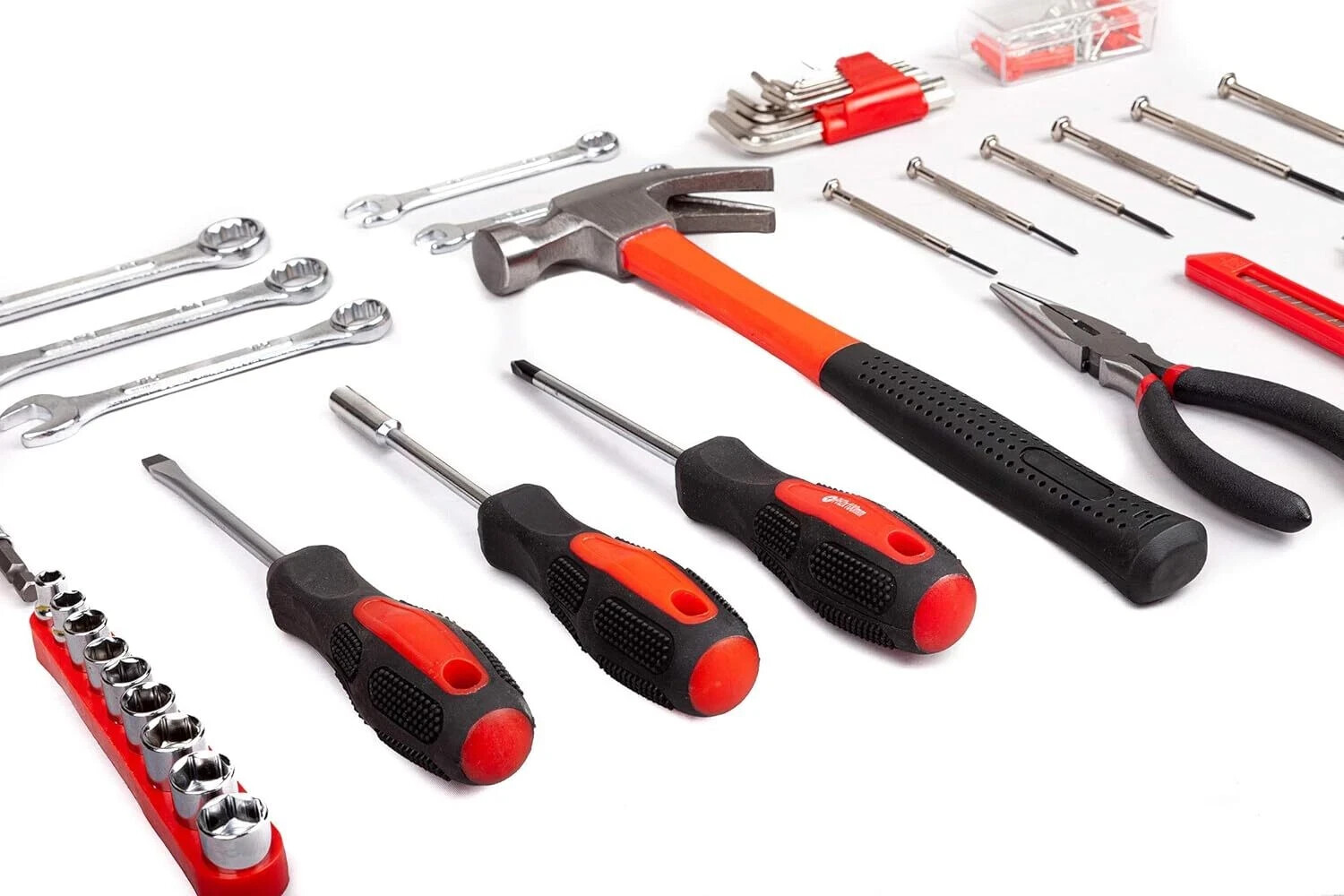 CARTMAN 148 Piece Automotive and Household Tool Set Red - Image 4