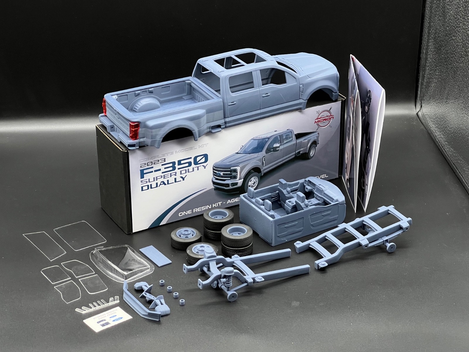 1/25 2023 Ford F-350 SD Dually Truck Resin Model Kit with, Clear Parts & Tires - Image 3