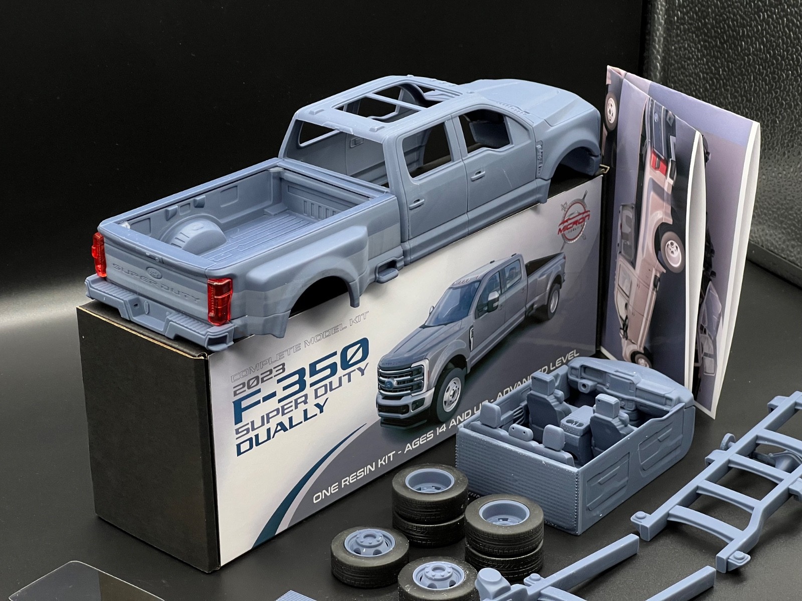 1/25 2023 Ford F-350 SD Dually Truck Resin Model Kit with, Clear Parts & Tires - Image 4