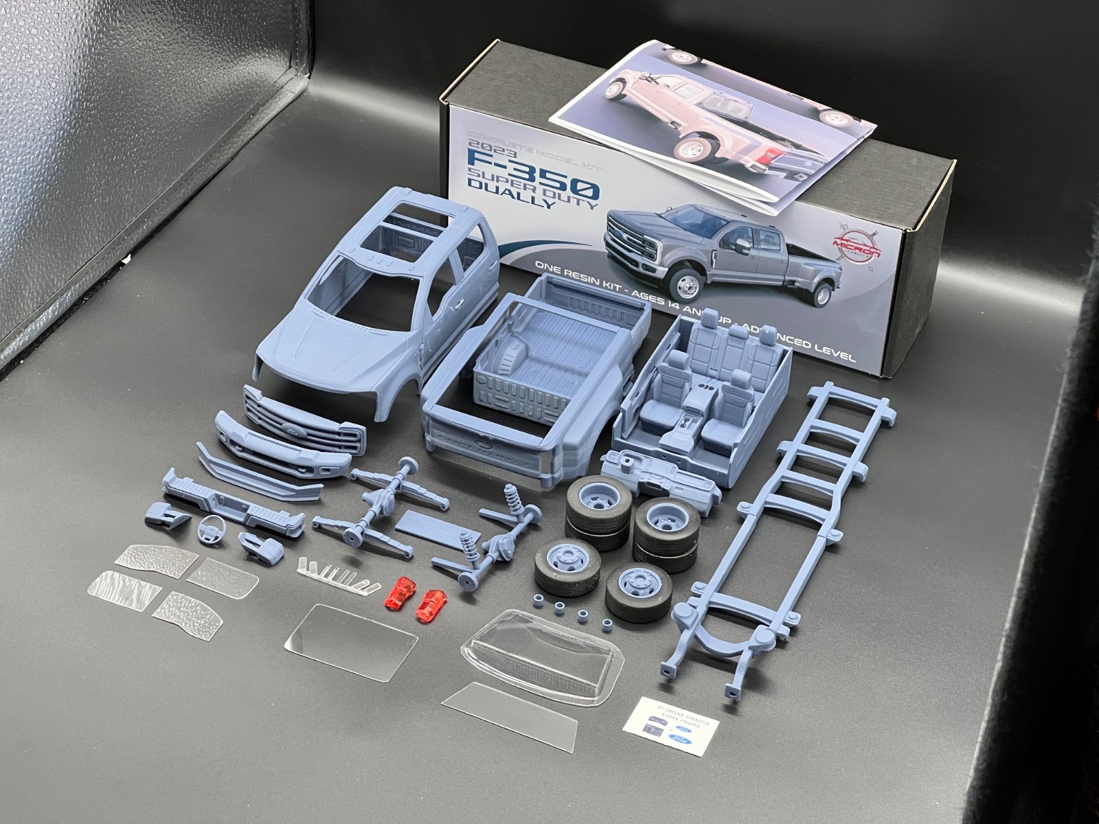 1/25 2023 Ford F-350 SD Dually Truck Resin Model Kit with, Clear Parts & Tires - Image 5