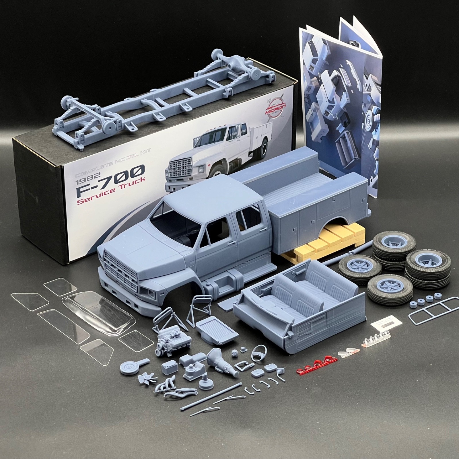 1/25 1982 Ford F-700 Utility Bed Service Truck Model Kit with Engine & Clears