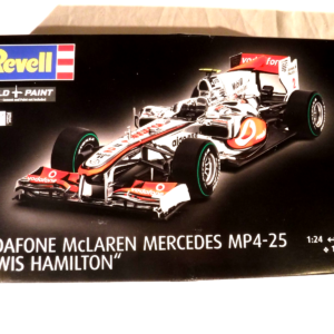 1/24 Revell Grand Prix F1 McLaren Mercedes MP4-25 Lewis Hamilton Level 4 #07096