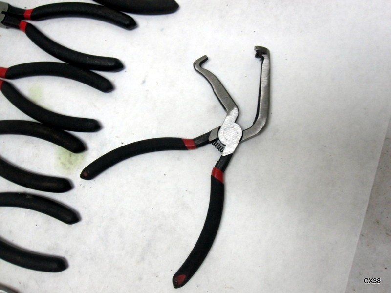 9 Pack of Assorted Long Reach Ring Nose, Clamp Nose Angled Pliers - Image 4