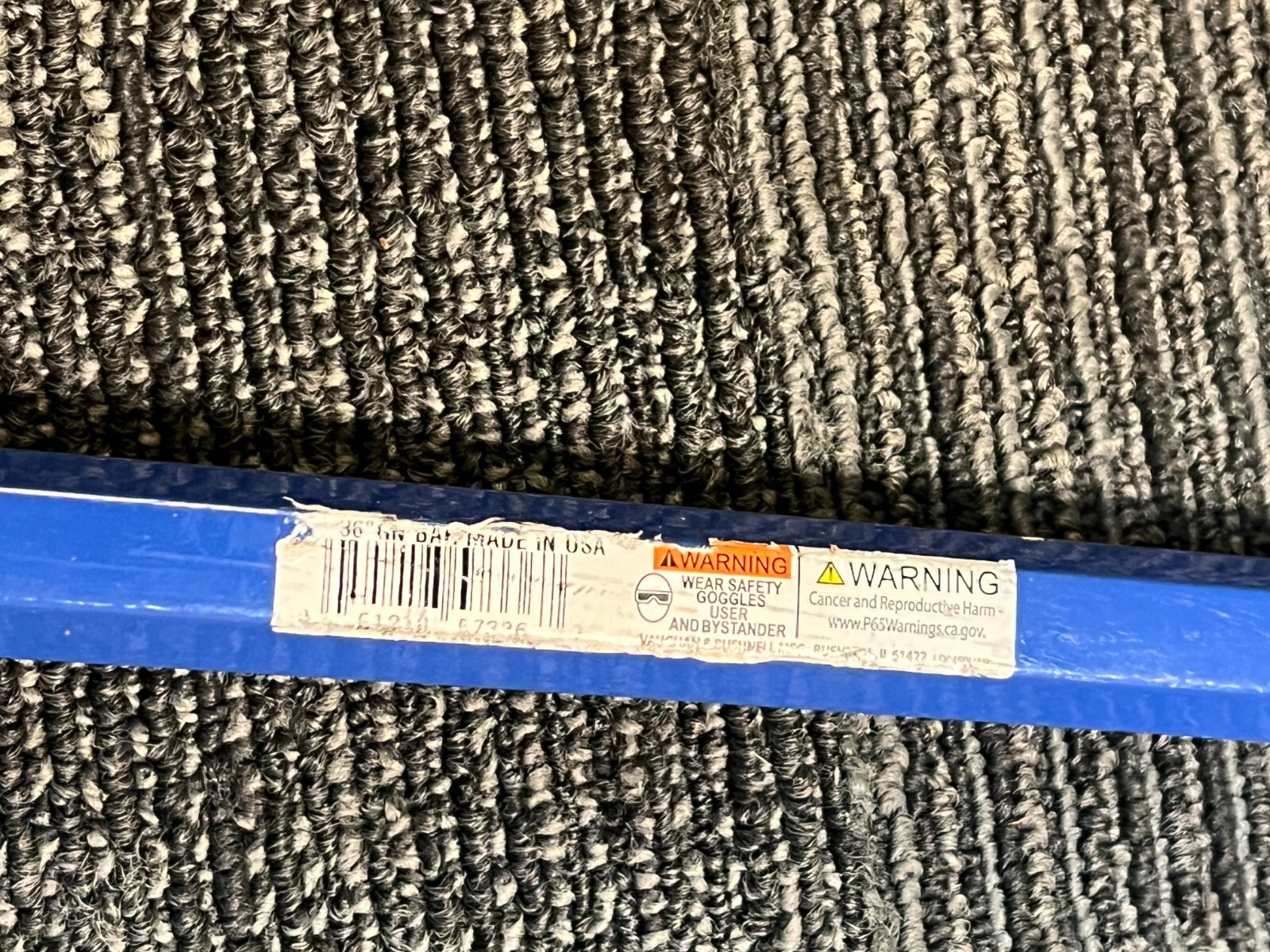 Vaughan Wrecking Bar 57336, 36-In High Carbon Steel Blue Rust Resistant Finish - Image 3