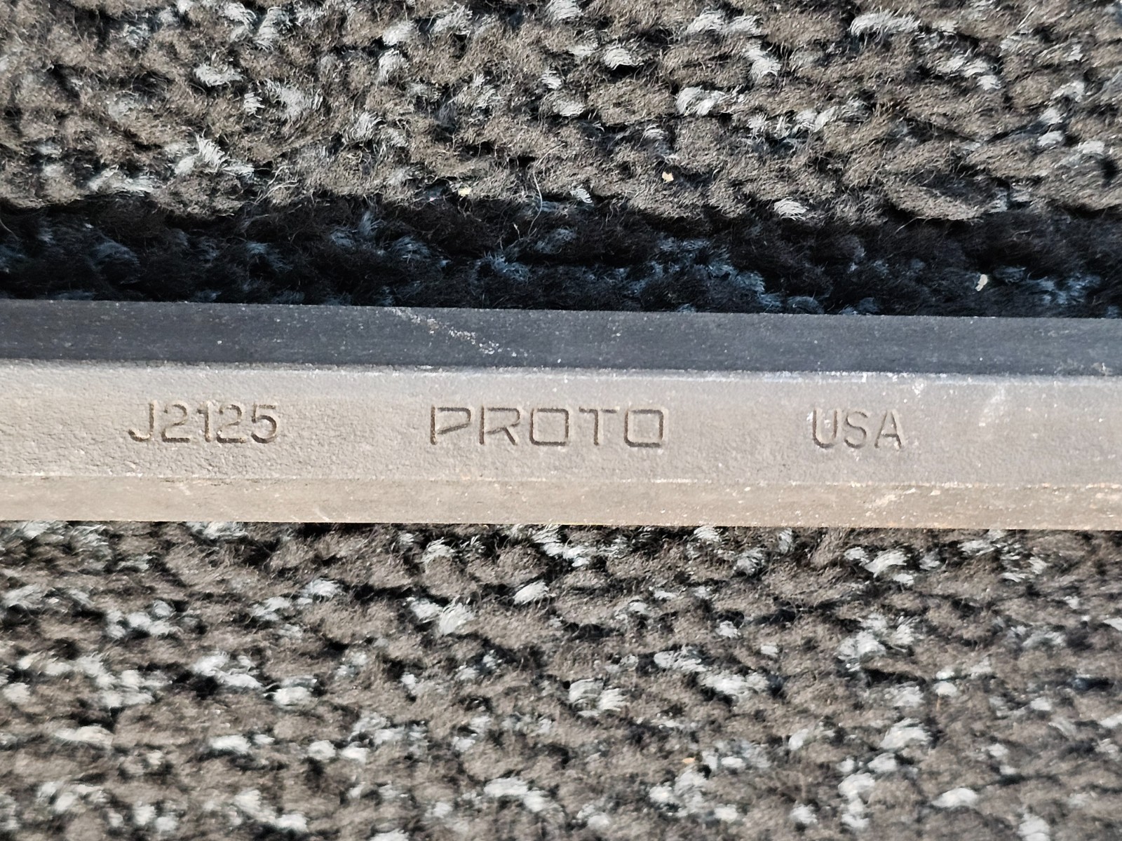 Proto J2125 30" 3/4 in Bar Wd, 7/8in End W, Alignment Pry Bar Straight Point End - Image 4