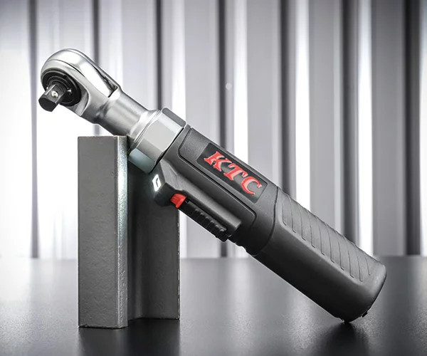 KTC JTRE330 Cordless Ratchet Wrench Set 9.5sq Electric Tool 3.6V Japan New - Image 3