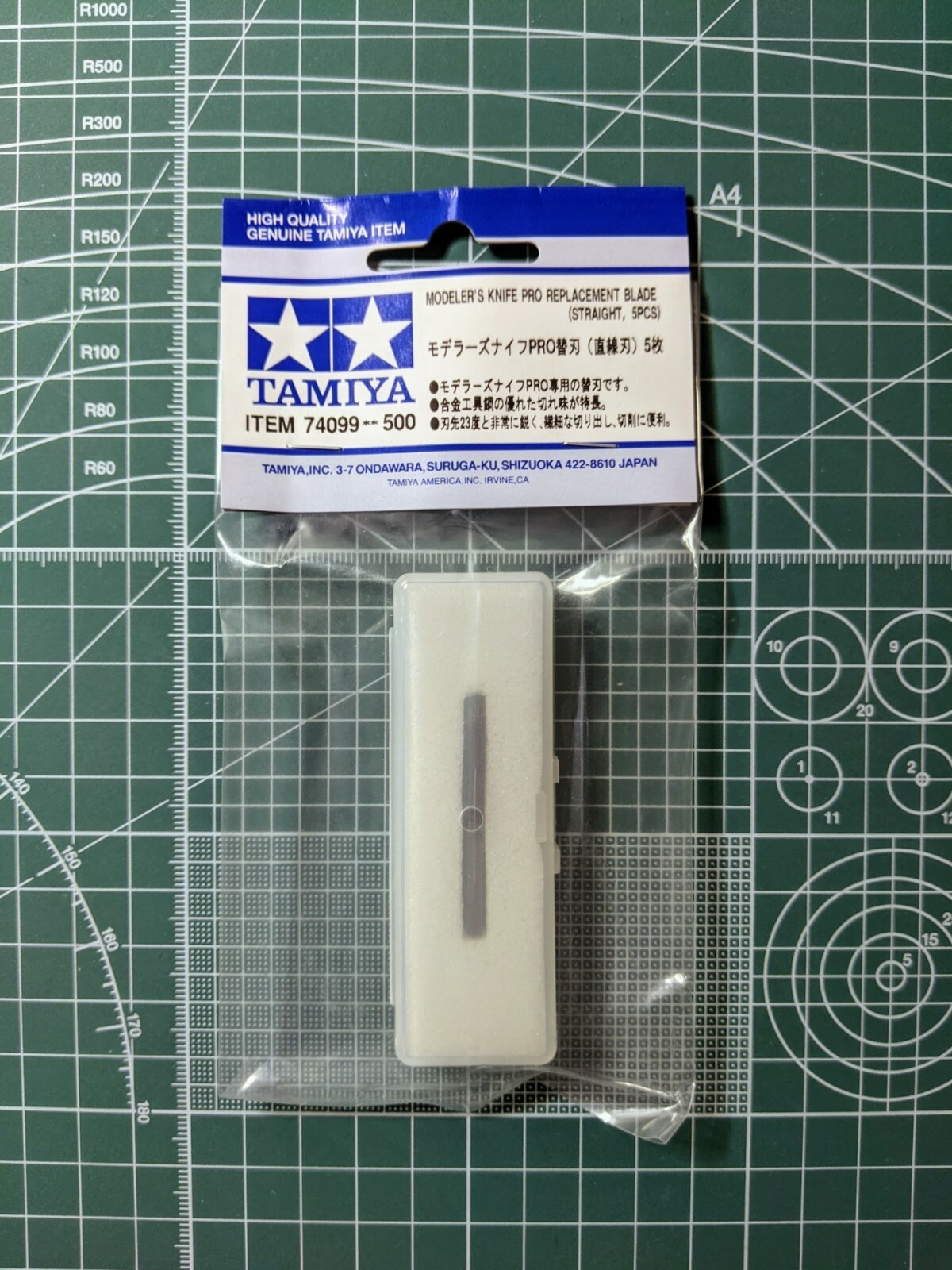 Tamiya Modeler's Knife PRO Replacement Blade (Straight, 5pcs) 74099 - Image 2