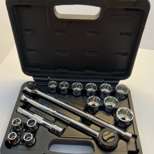 Pittsburgh 15 piece 1/2" Drive Metric Socket Set Chrome w/ case