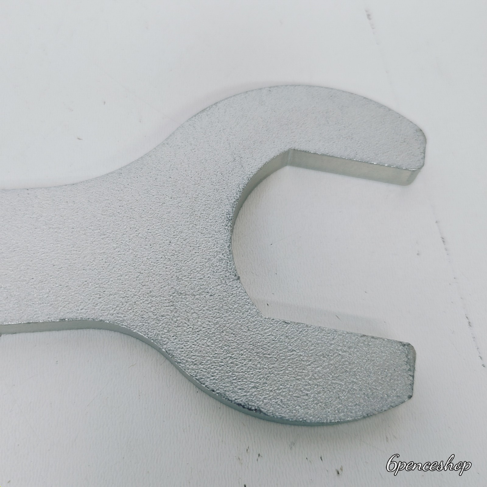 2pcs Automotive Wrench Set Fan Clutch Nut Wrench Water Pump Holder Removal Tool - Image 3