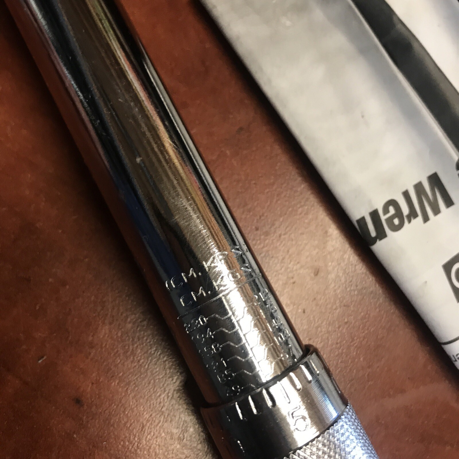 New PITTSBURGH 61277 - 1/4 in Drive Click Type Torque Wrench Automotive Tools - Image 3