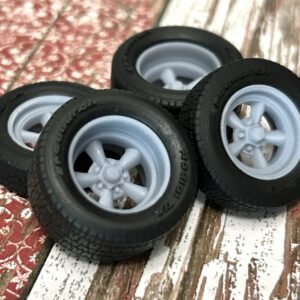 1/24 Scale: 15-inch “Torq Thrust D” Resin Wheels W/ Wide Rear Tires