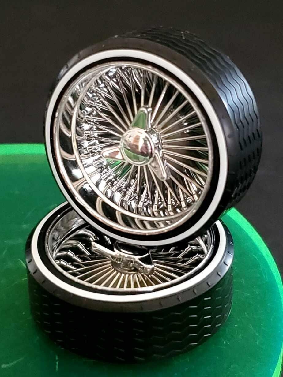 1/18 SUPER SPOKES Chrome LOWRIDER SMOOTH Style 3 Prong K/O Rim & LOW PRO WW Tire
