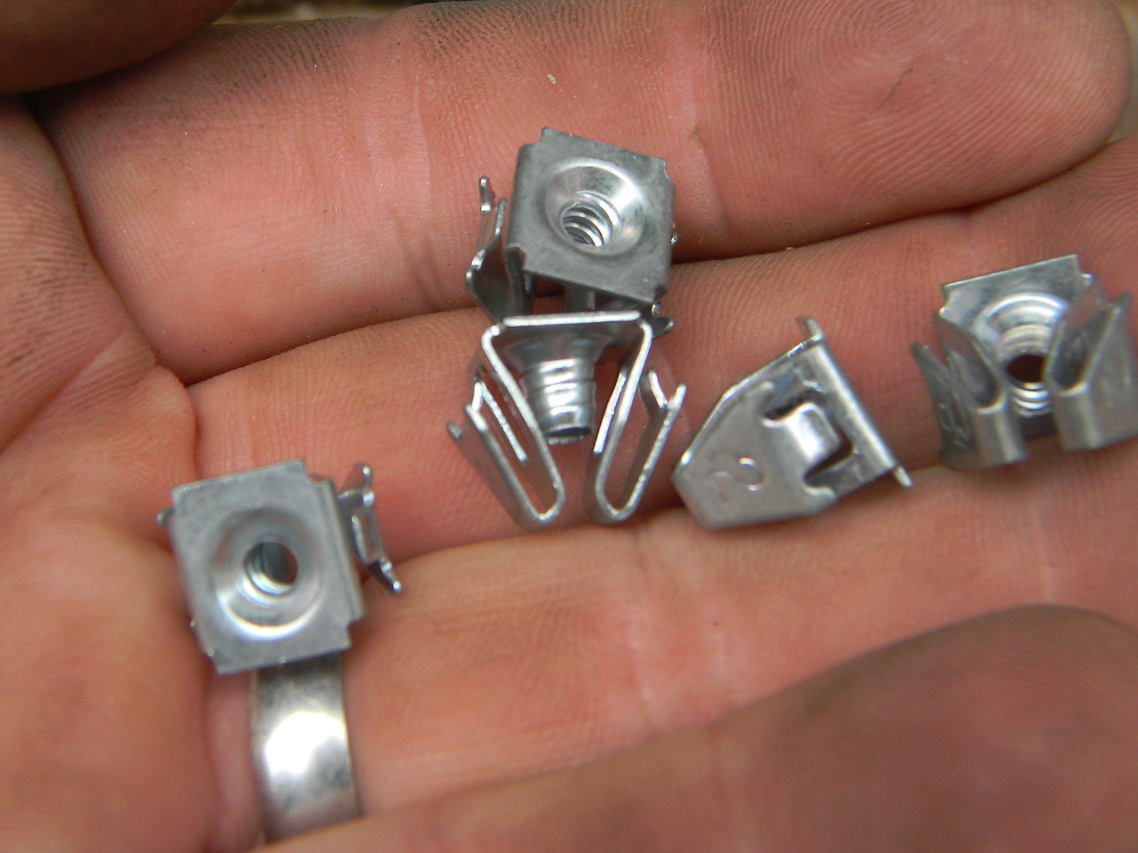 100 New Push In Box Nuts fits #8 Sheet Metal Screw /Captive Auto Nut Automotive - Image 5