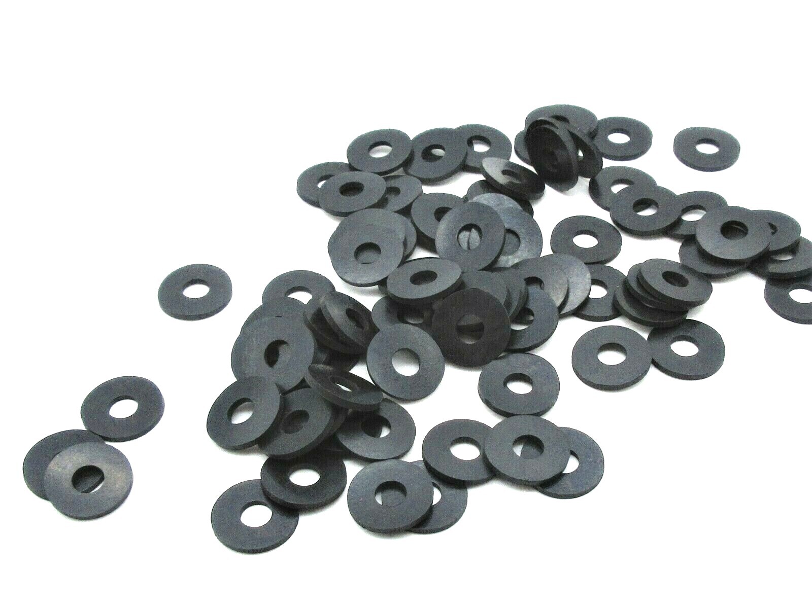 1/4" ID x 5/8" OD x 1/16" Rubber Flat Washers – Automotive Spacers & Seals