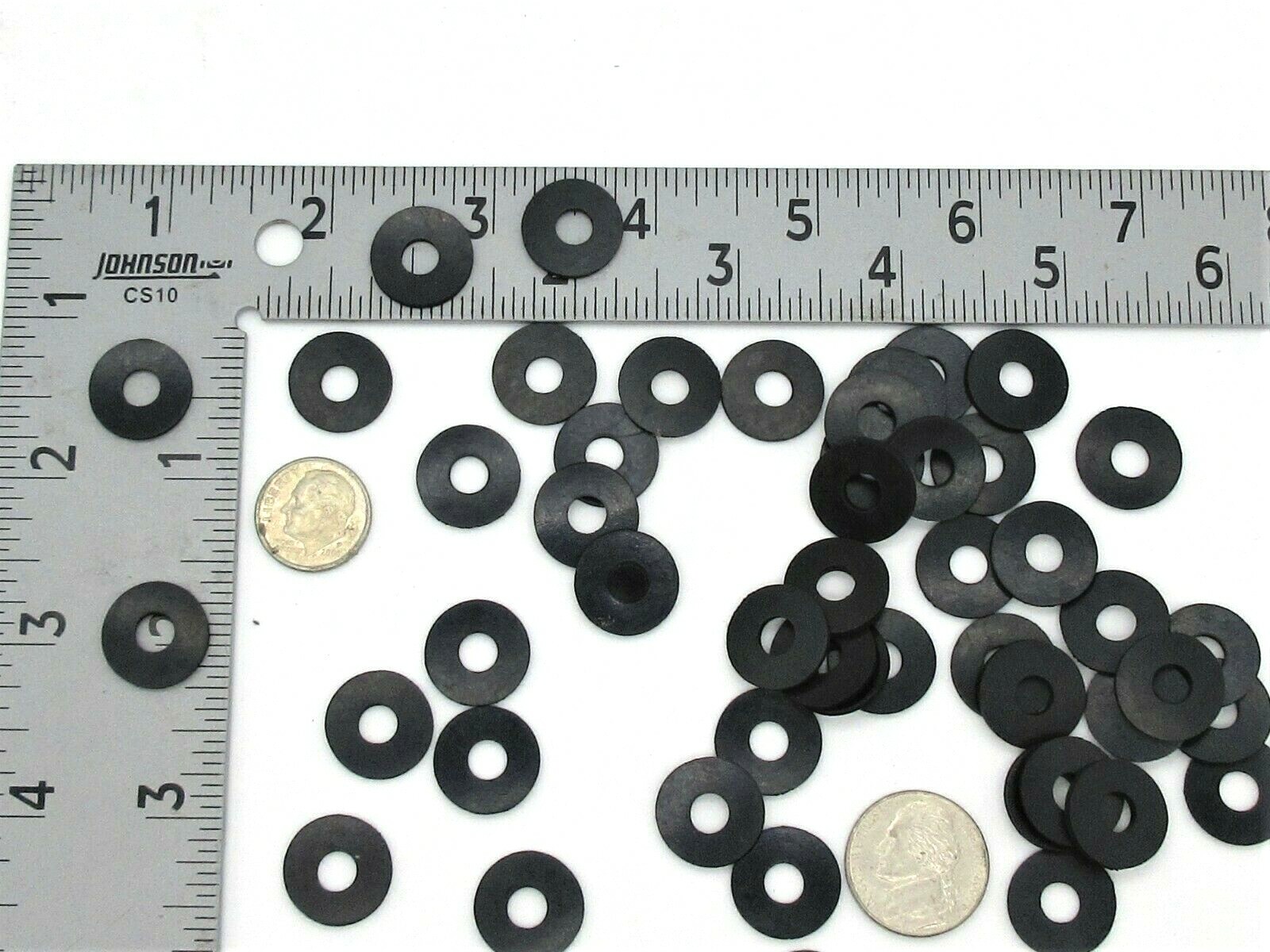 1/4" ID x 5/8" OD x 1/16" Rubber Flat Washers – Automotive Spacers & Seals - Image 4