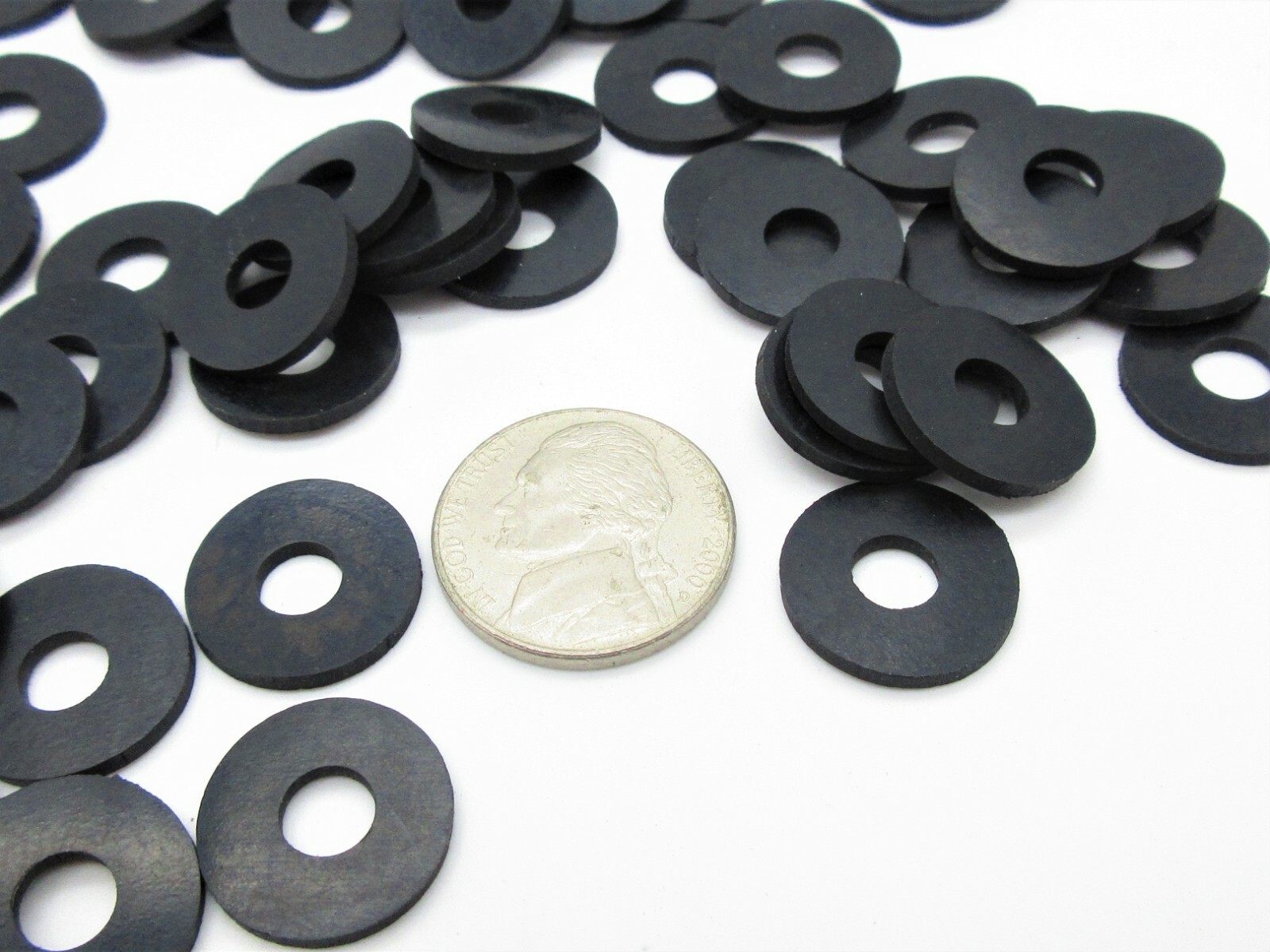 1/4" ID x 5/8" OD x 1/16" Rubber Flat Washers – Automotive Spacers & Seals - Image 5