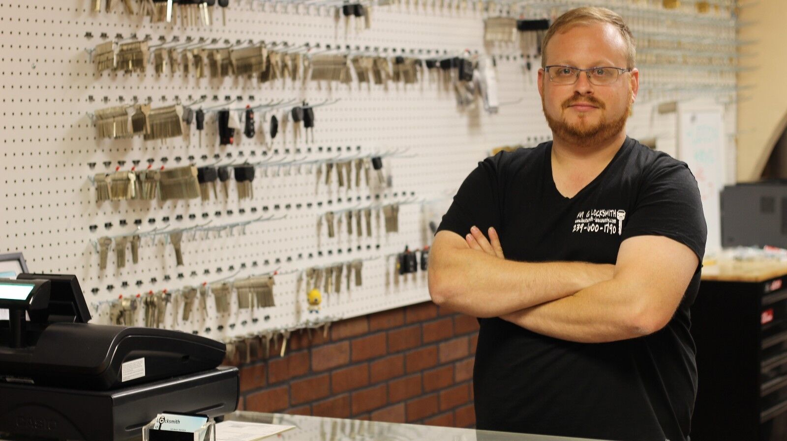 901-960. Pair of keys for Mobella/Southco locks, cut to Code Licensed Locksmith - Image 2