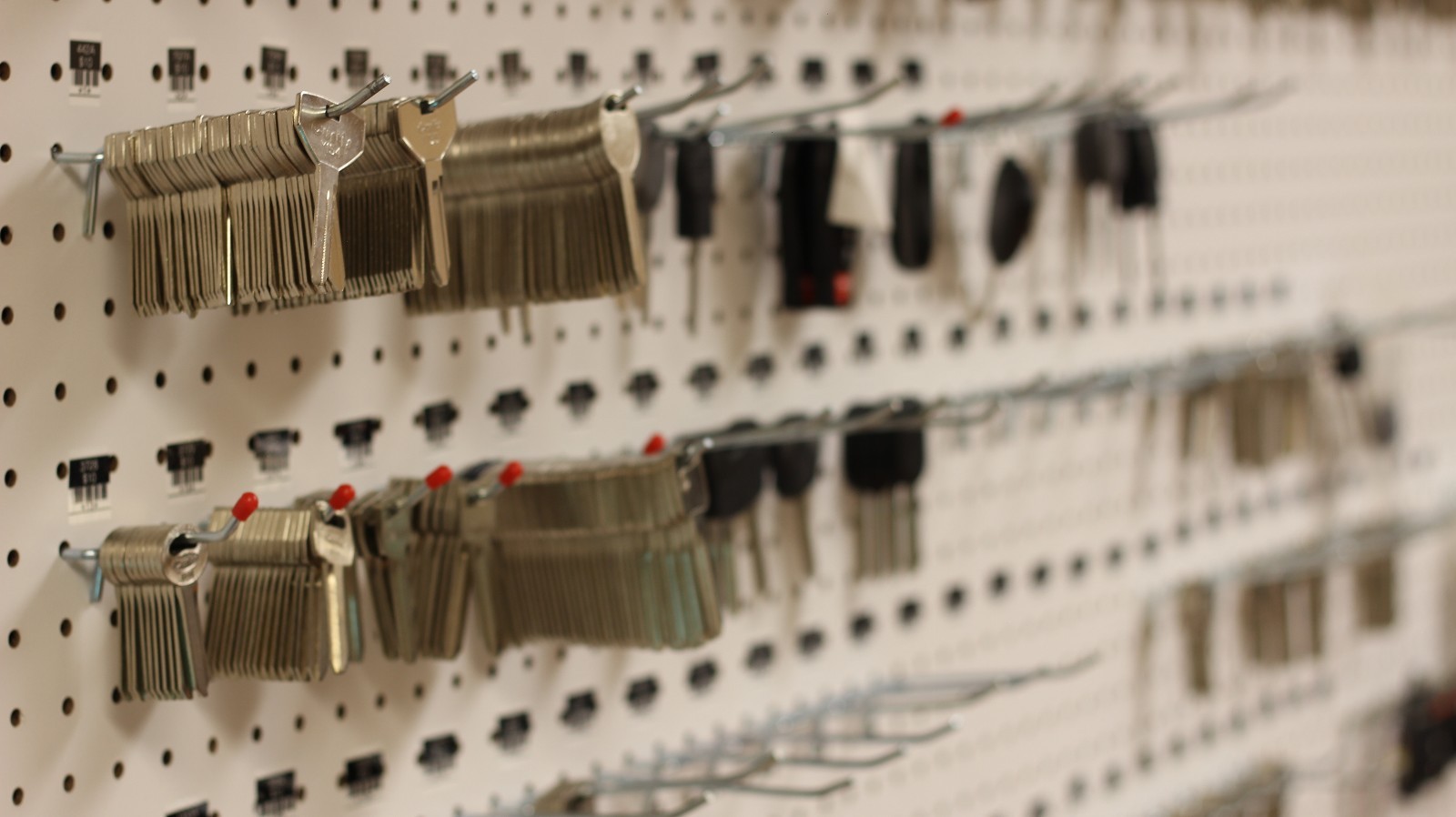 901-960. Pair of keys for Mobella/Southco locks, cut to Code Licensed Locksmith - Image 4
