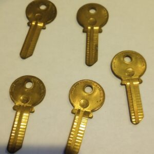 SET OF 18 ILCO 1019R AUTOMOTIVE KEY BLANKS