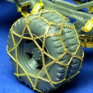 Minor 1/35 Double wheel tyre chains for German WWII 3 ton truck 351064