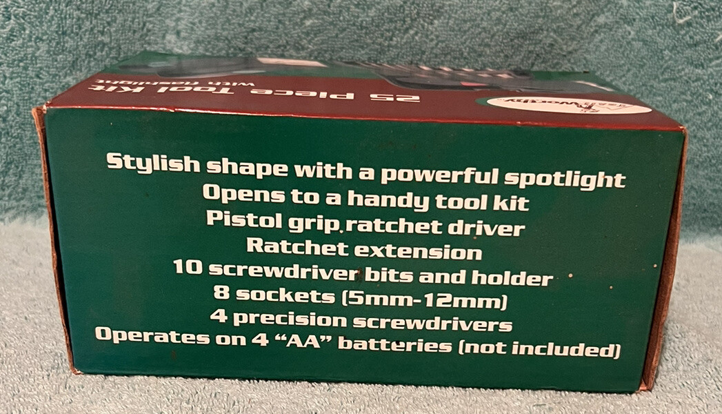 25 PIECE TOOL KIT W/FLASHLIGHT CAMPING OR AUTOMOTIVE NIB 4 AA Batteries not incl - Image 2