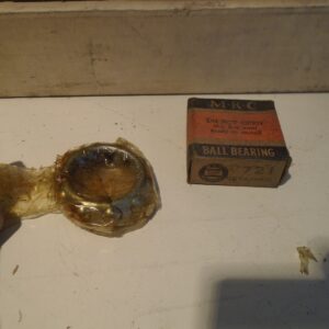 Vintage Automotive Bearing 721 909721 Balls + Retainer