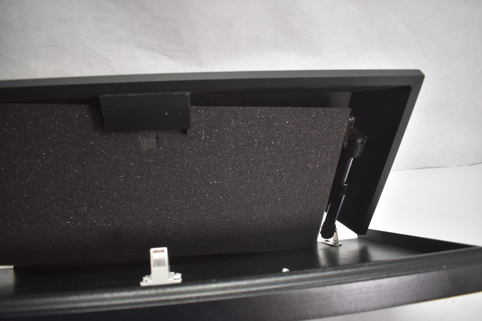 Tactical Traps Concealment Shelf 35S Compact Black Magnetic Safe Keeping Case - Image 3