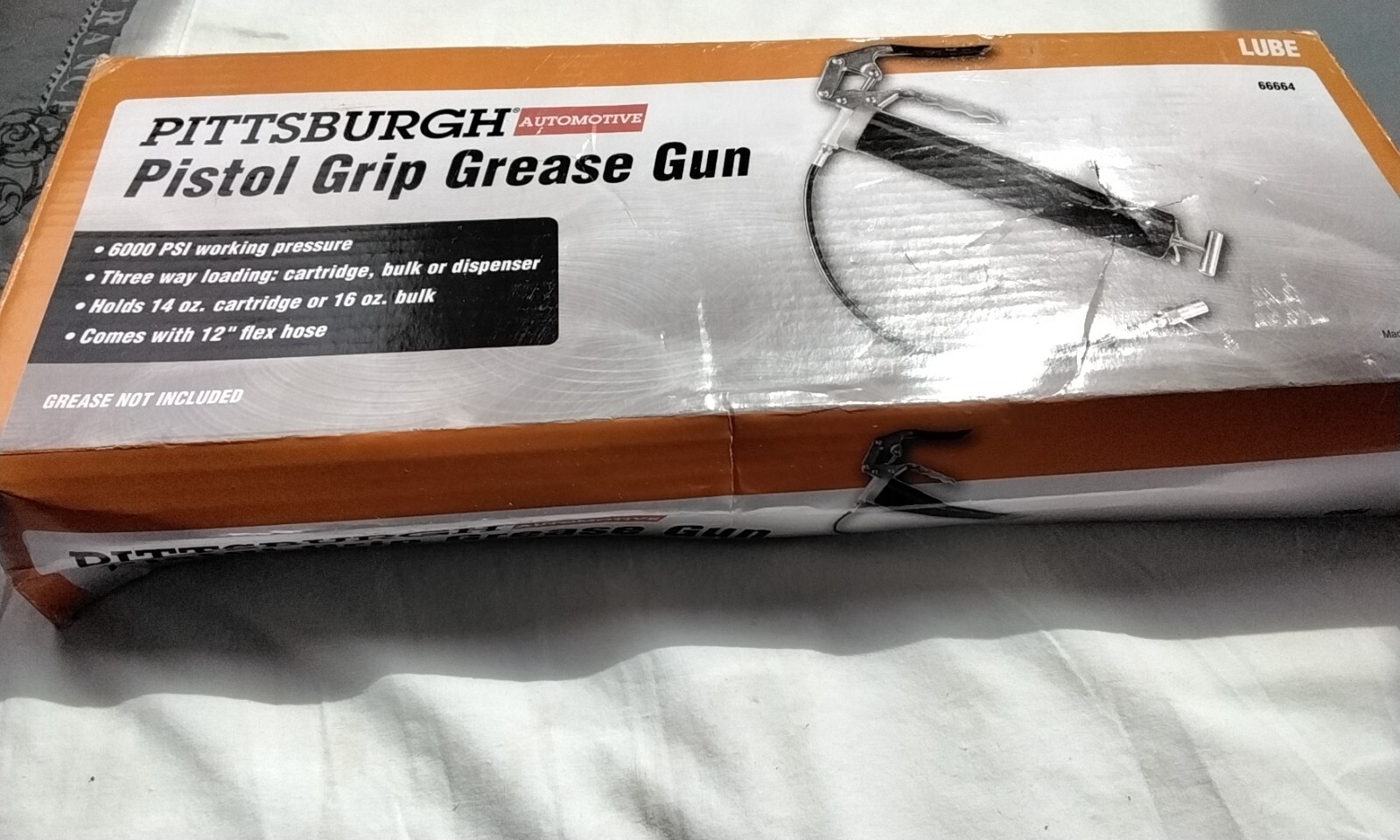 Pittsburgh Pistol Grip Grease Gun 6000 PSI work pressure 12" Flex hose Auto