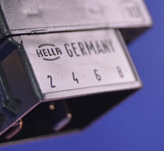 Hella Series 7832 Automotive interior On/Off Panel Switch 6EH007832-011 - Image 5