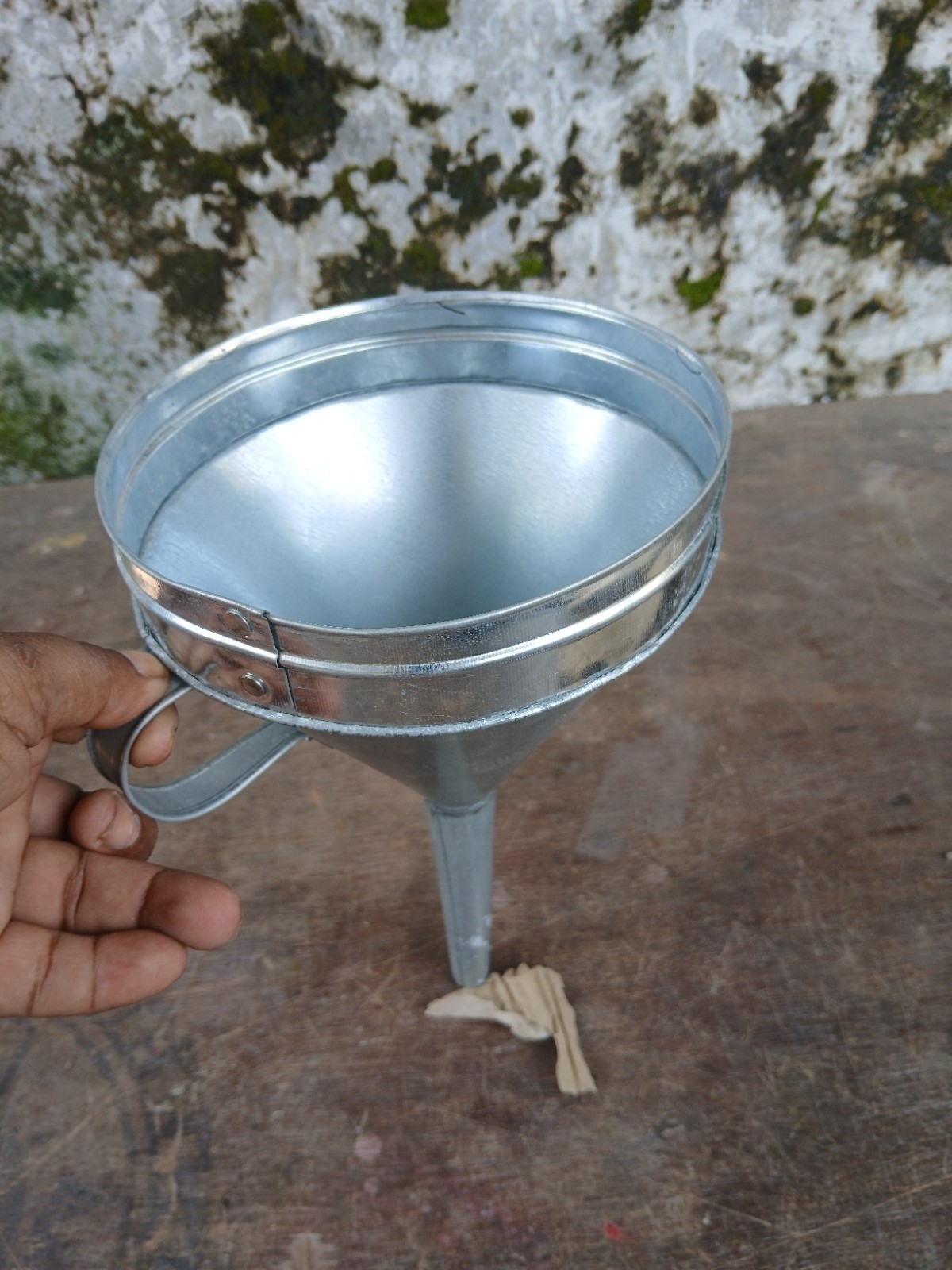 Galvanized Steel Metal Funnel with Handle Large Wide Mouth Oil Fuel Liquid