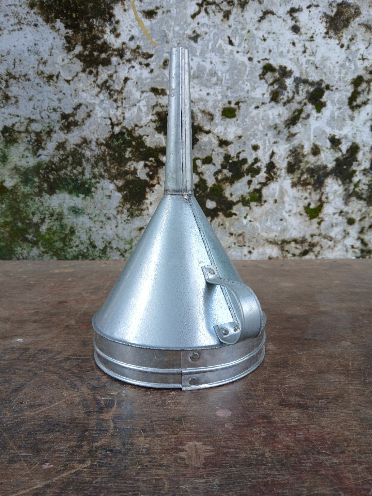 Galvanized Steel Metal Funnel with Handle Large Wide Mouth Oil Fuel Liquid - Image 3