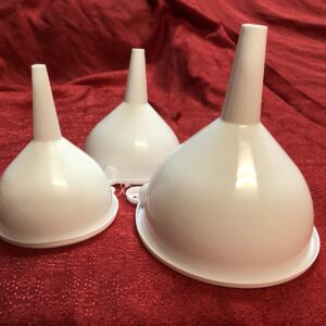 WHITE FUNNEL Plastic Set of 3 nesting funnels Brand New Kitchen Automotive
