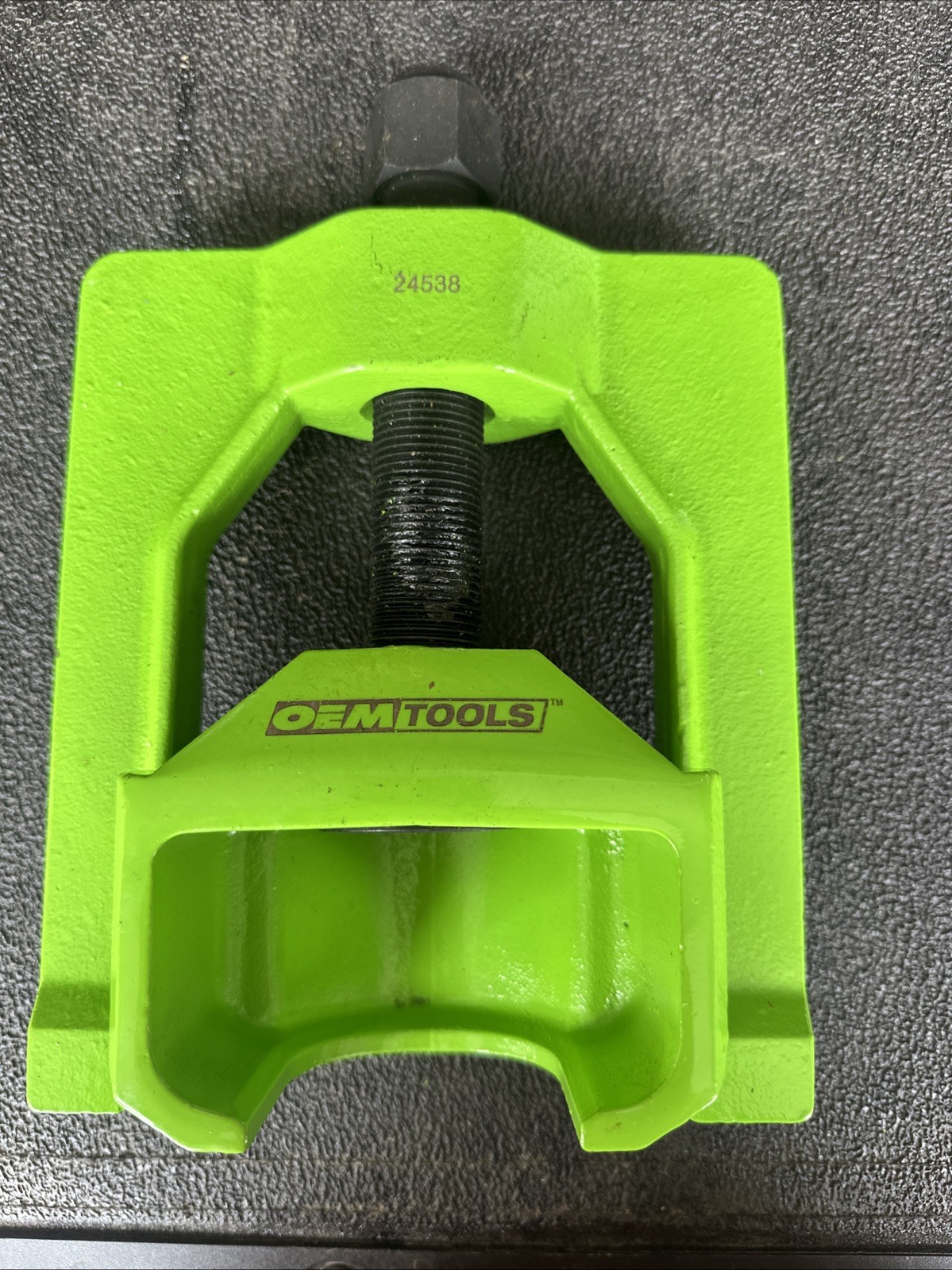 Oemtools Automotive U Joint Puller Heavy Duty Green Class 7 8 Trucks 24538