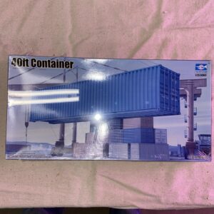 Plastic Model 1/35th Scale (40ft) Shipping/Storage Container by Trumpeter