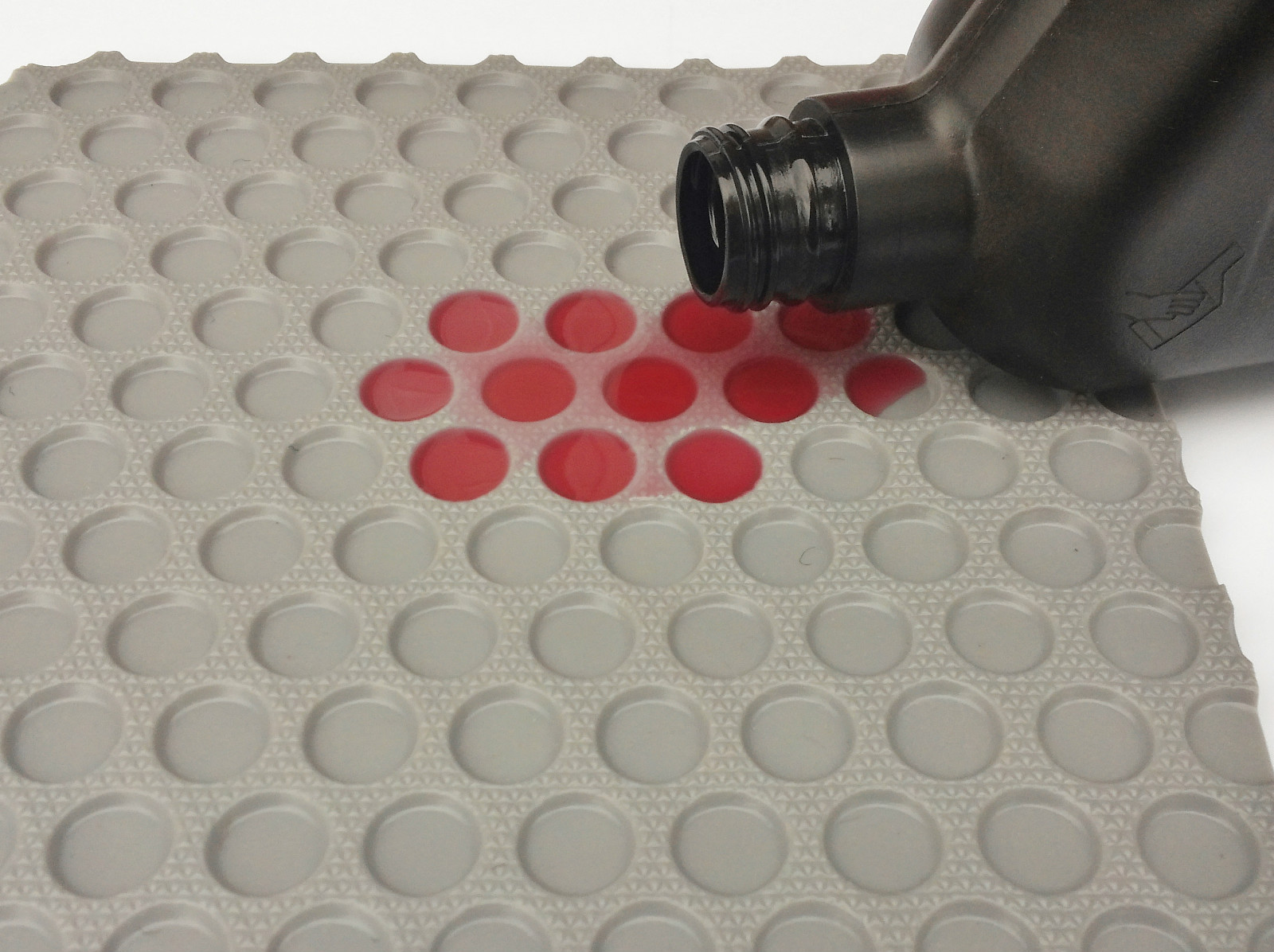 Garage Floor Mat - Rubber Parking/Fluid Drip/Spill Mat 3/16" w/ catch wells Gray