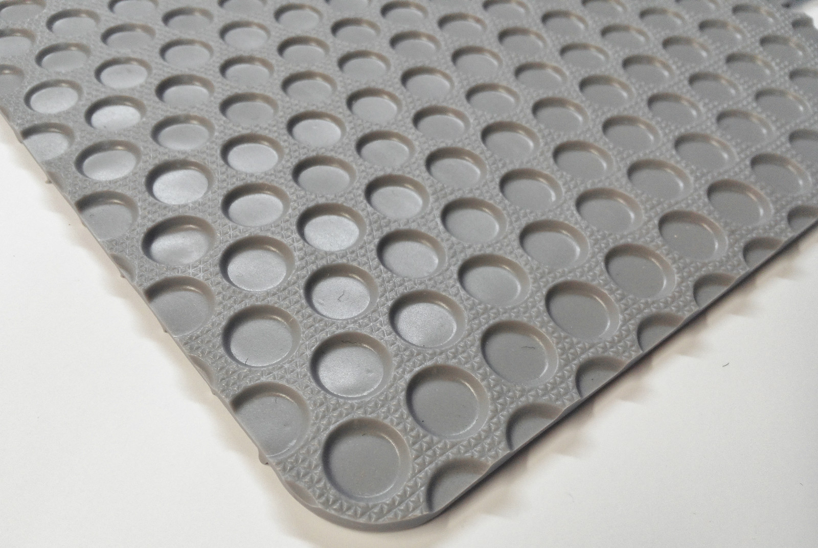 Garage Floor Mat - Rubber Parking/Fluid Drip/Spill Mat 3/16" w/ catch wells Gray - Image 2