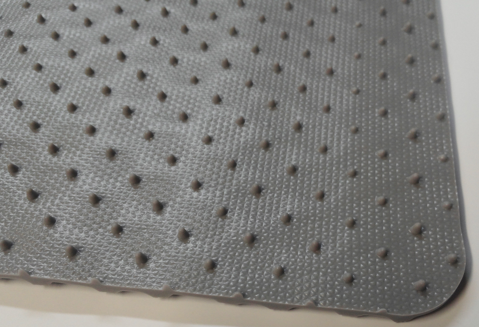 Garage Floor Mat - Rubber Parking/Fluid Drip/Spill Mat 3/16" w/ catch wells Gray - Image 4