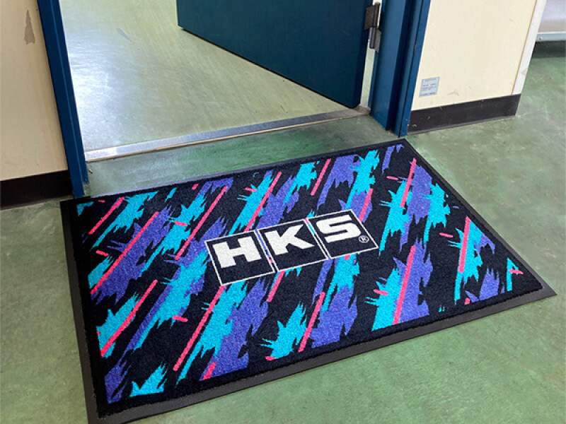 HKS 51007-AK492 Universal Oil Splash Doormat Performance Garage Mat - Image 2