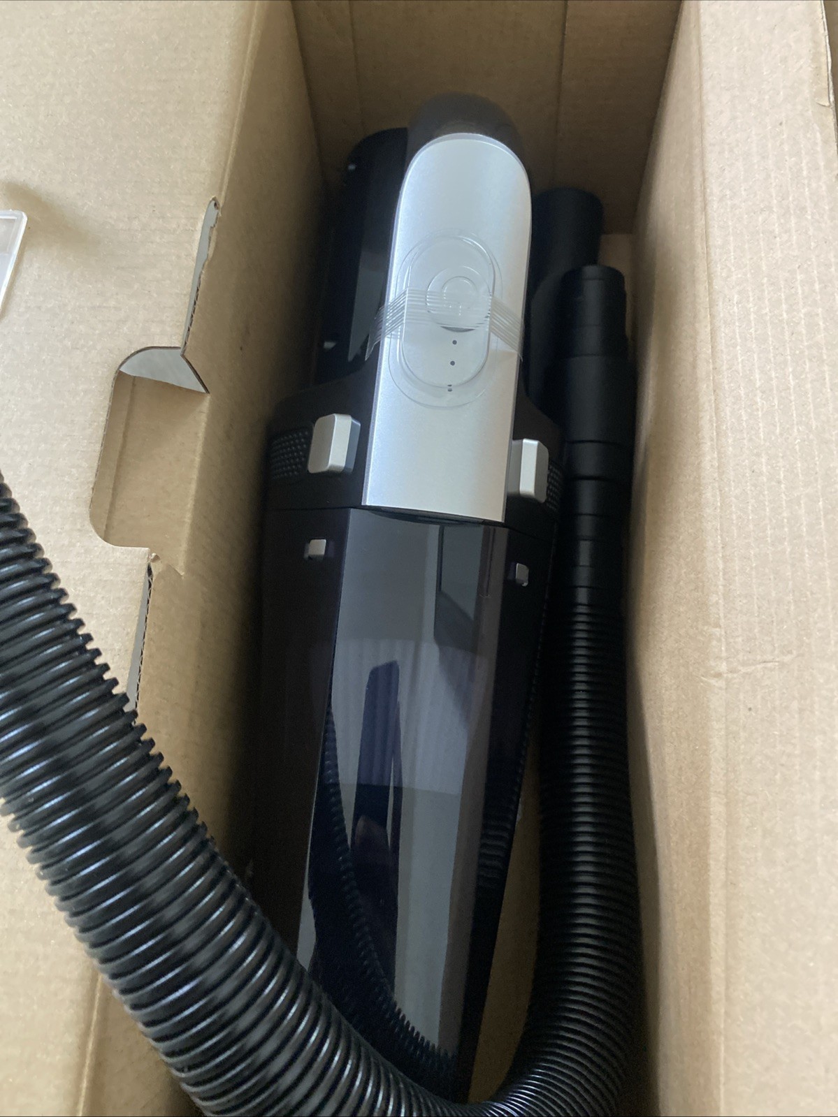 New Portable Household / Automotive Vacuum Cleaner - Strong Suction , Wireless - Image 2