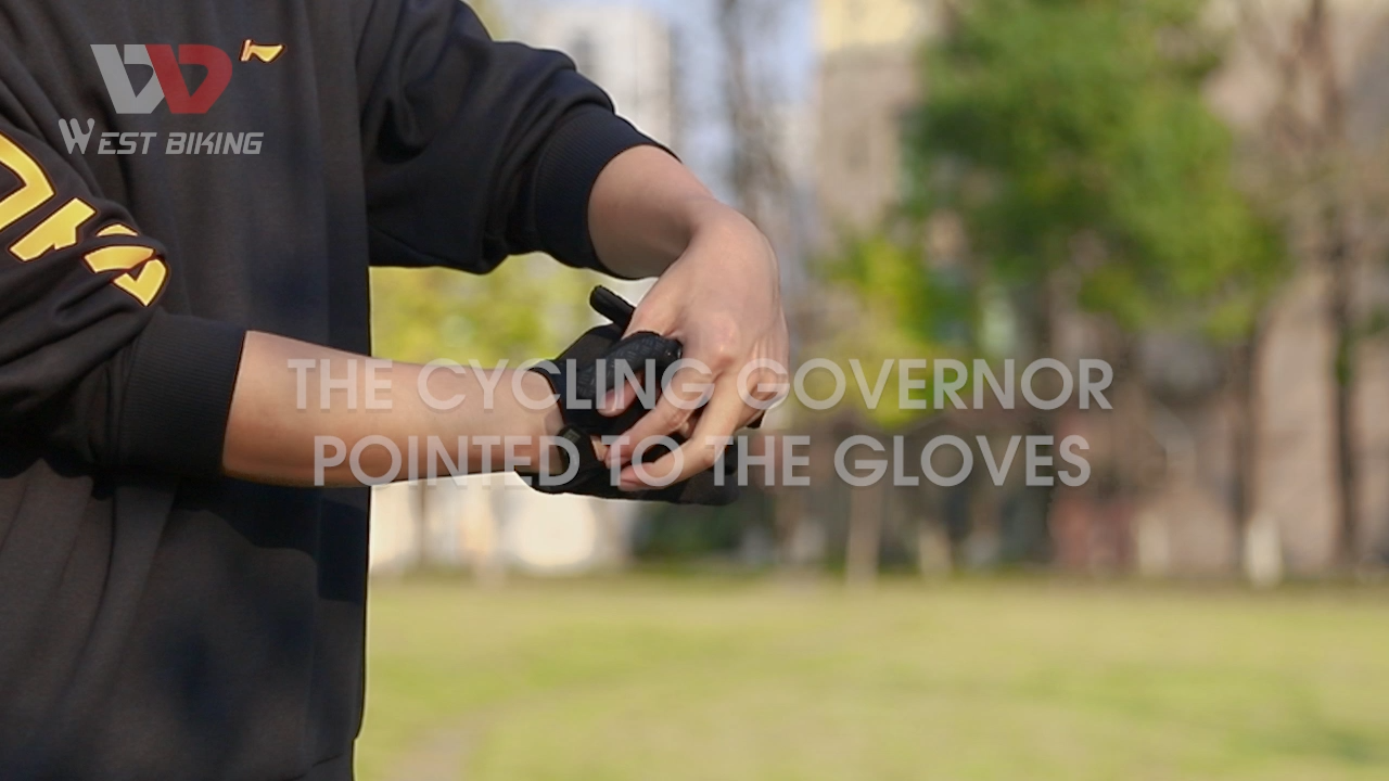 WEST BIKING Breathable Cycling Full Finger Gloves Touch Screen Sports Gloves - Image 2