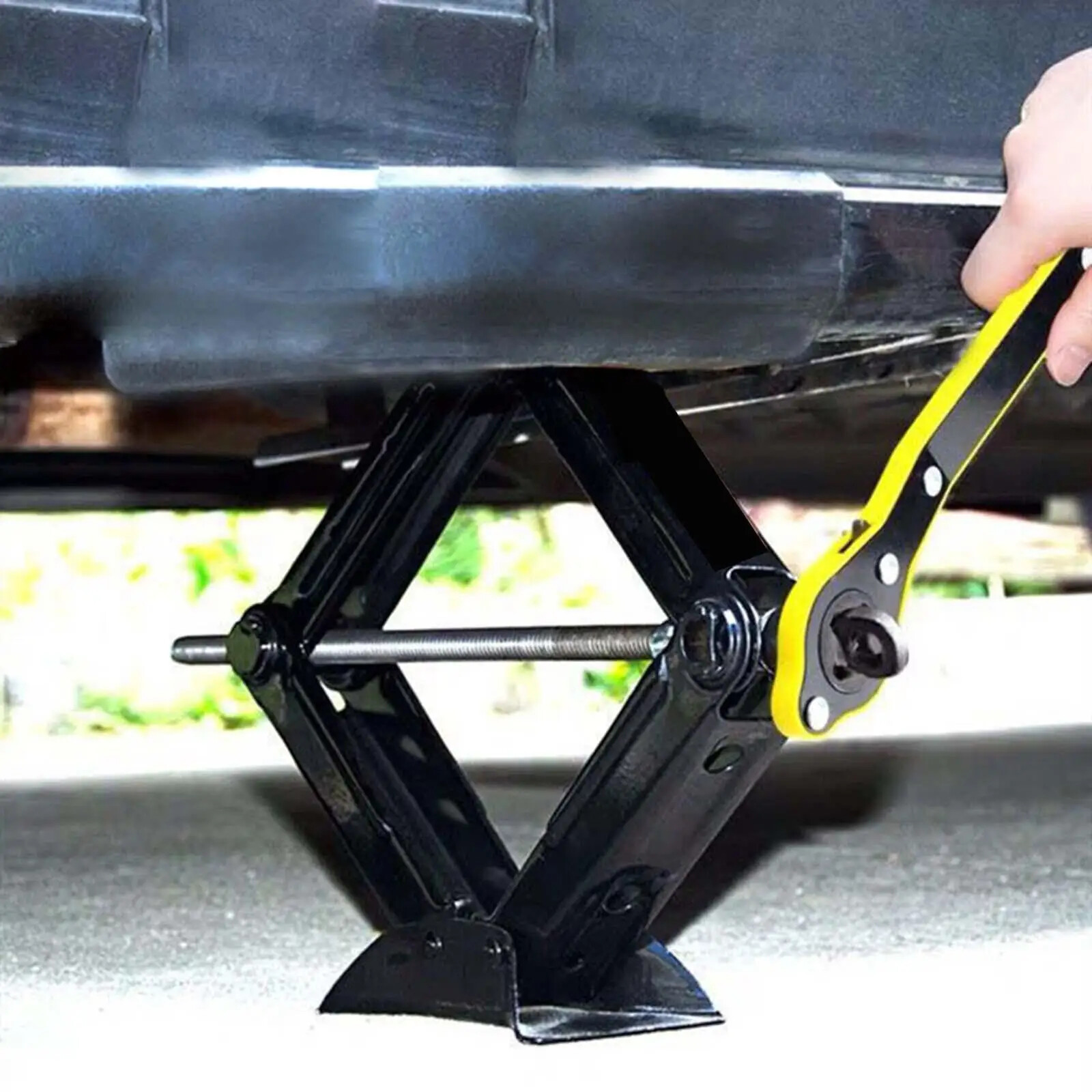 Automotive Car Scissor Jack Foldable Thickened Steel Material Horizontal Type - Image 2