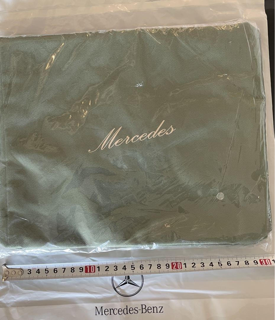 Mercedes-Benz Square Big Bag Green Novelty Used - Image 4