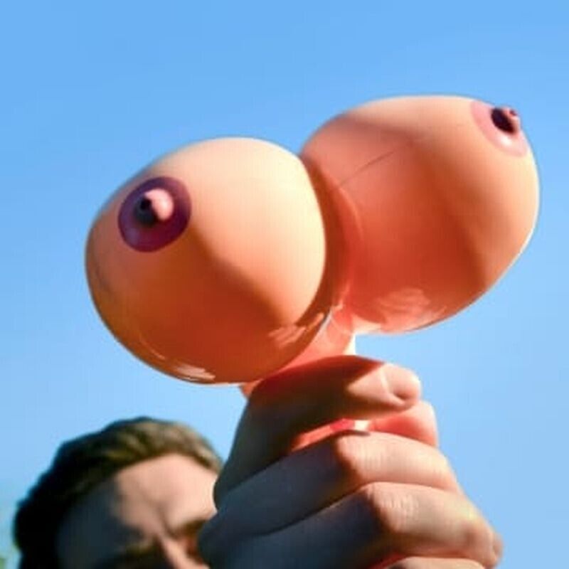 Boobie Squirt Gun 10 oz Water Gun Fun Bachelor Novelty Pool Party Gag Toy Gift - Image 4
