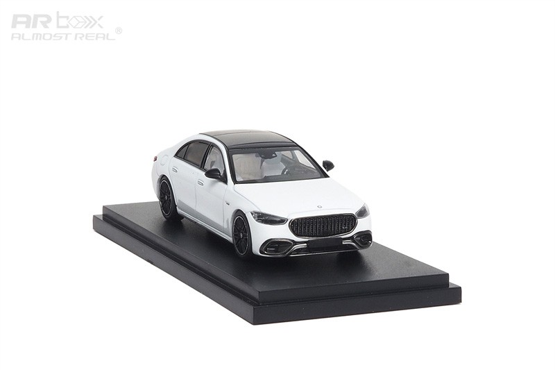 AR Box 1:64 S Class S 63 E Performance Diecast Model Car - Image 5