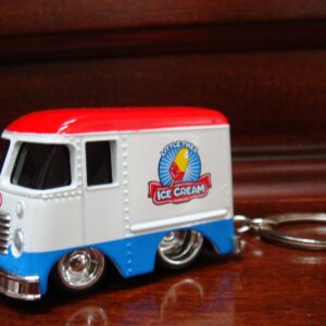 * NEW * 1954 54 GRUMAN ICE CREAM STEP VAN TRUCK KEYCHAIN AUTOMOTIVE KEY CHAIN